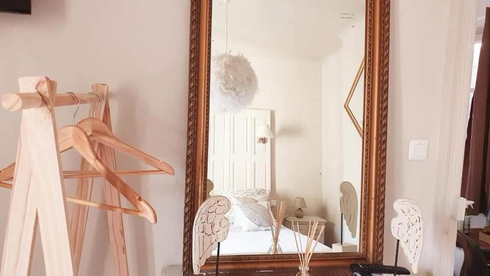 Le 4 Feuilles En.Camargue Hotell Bernis Eksteriør bilde